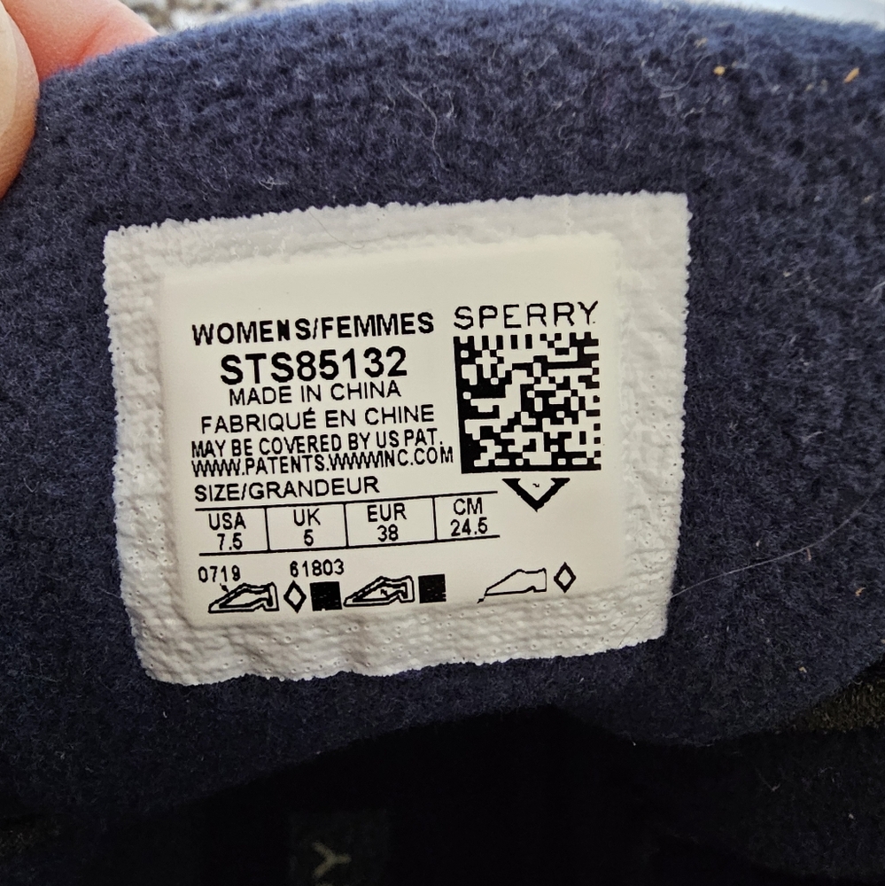 Sperry Saltwater Quilted Outdoor Duck Boots Size 7.5 Blue Hiking Camping - Picture 9 of 9